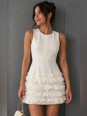 BCBGMaxAzria Ivory Sleeveless Ruffle Mini Dress - Size 12